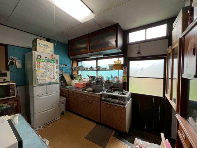 commercial 山形県山形市蔵王成沢字向久保田