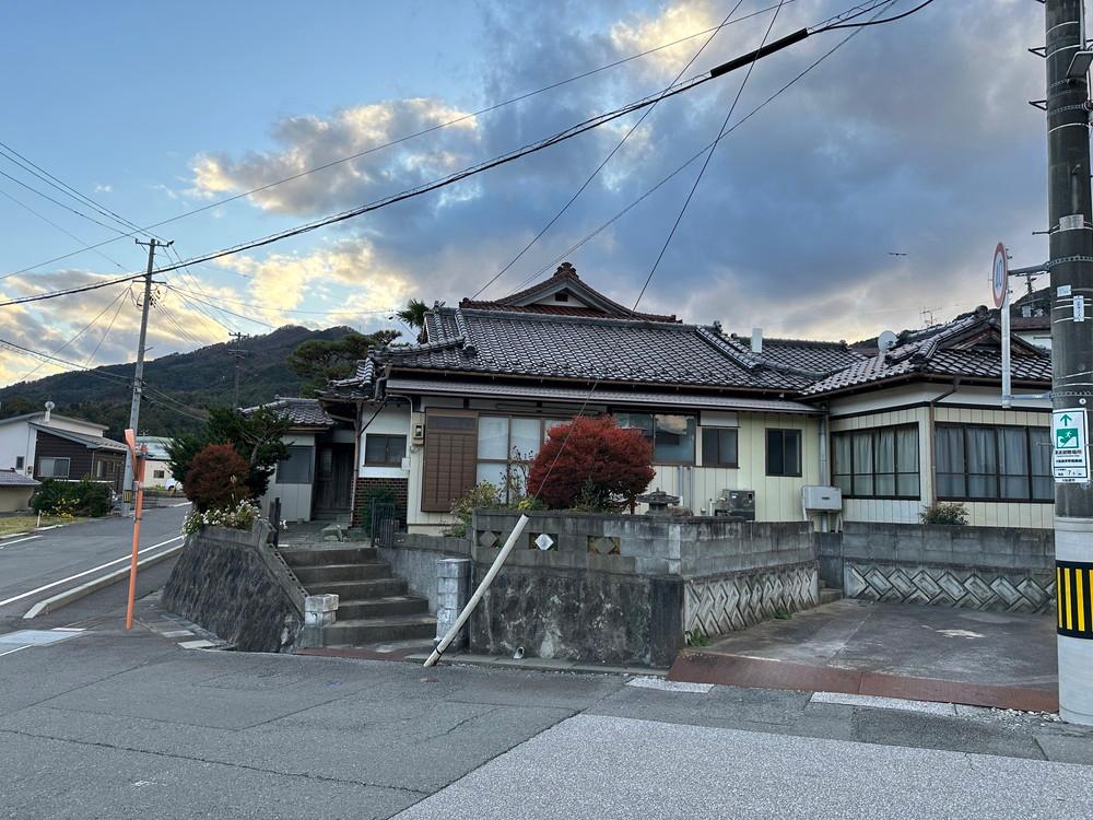 detached 岩手県大船渡市大船渡町字台