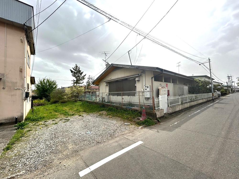 保原町字元木（大泉駅） 3200万円