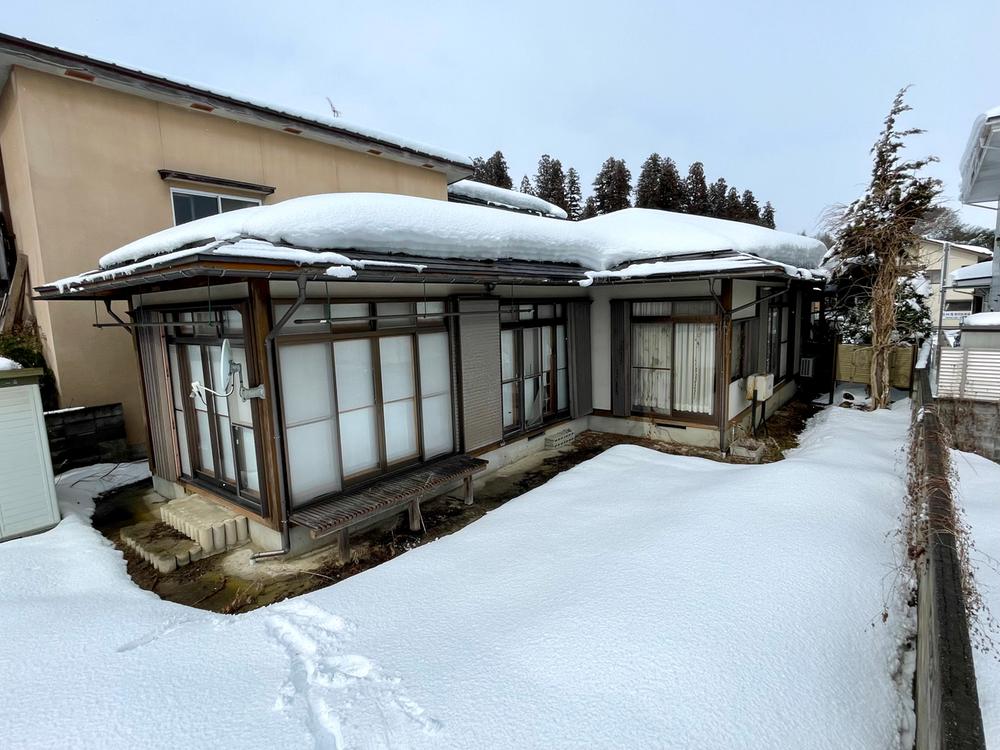 detached 山形県寒河江市六供町１