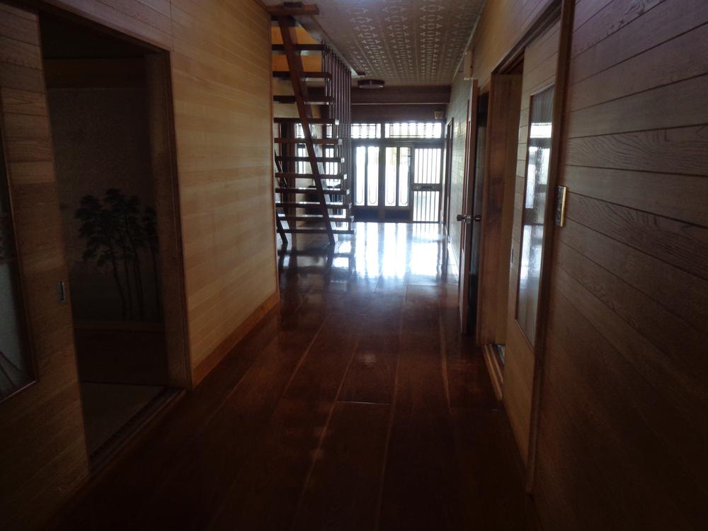 detached 青森県十和田市西三番町