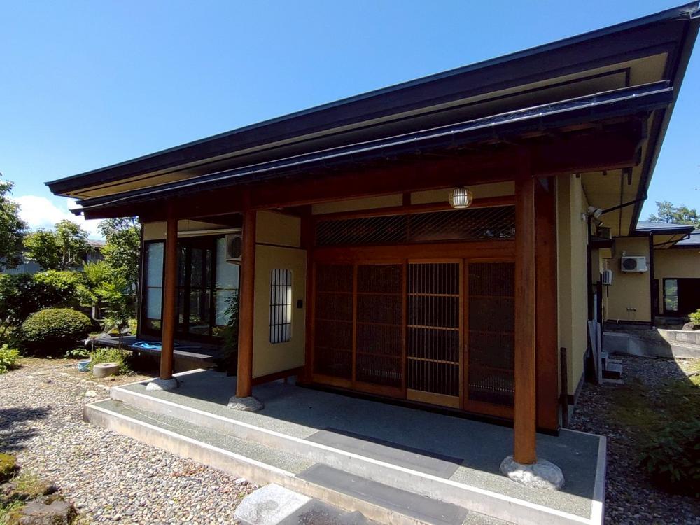 detached 山形県米沢市万世町桑山