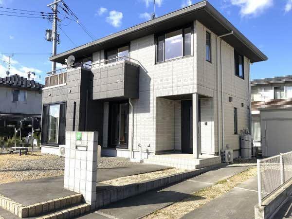 泉町滝尻字六枚内（泉駅） 3620万円