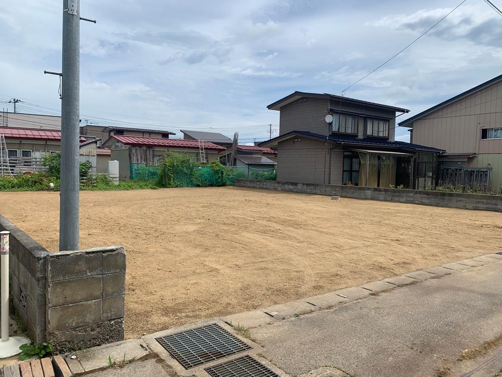 成島町１（西米沢駅） 385万円