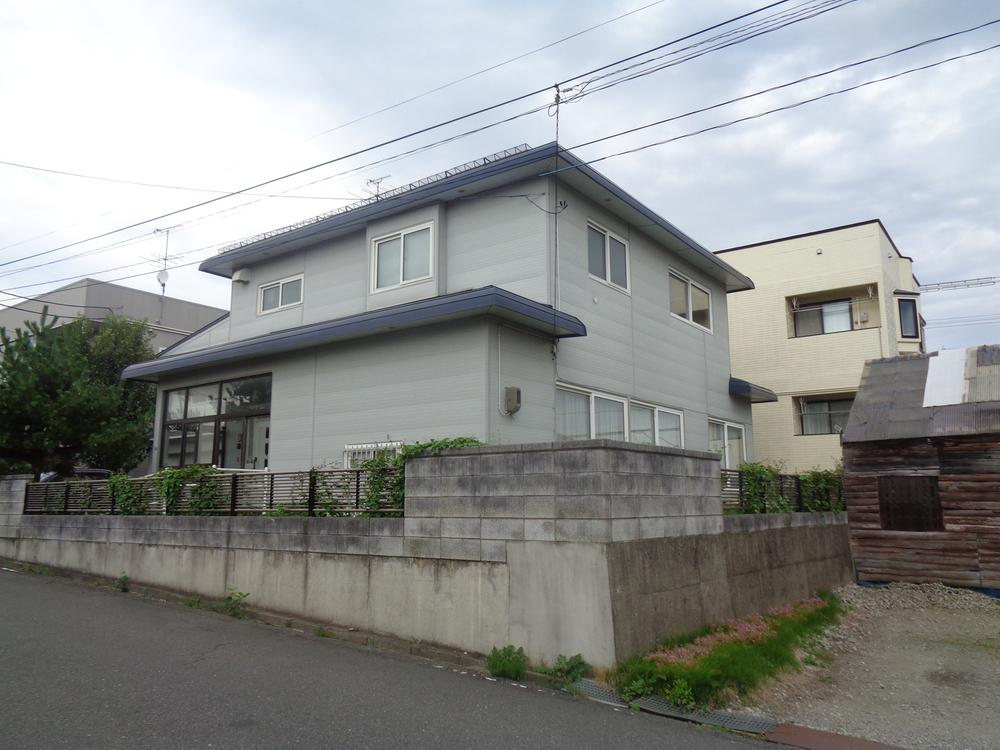 detached 青森県十和田市東二十四番町