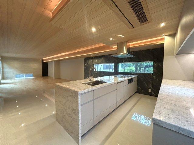 【中古】 地球のお隣さんからのメッセージ １/健友館（中野区）/澤田みょう 楽天ブックス: 地球のお隣さんからのメッセージ（1） - 澤田