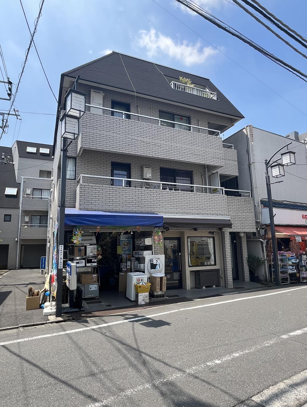 祐天寺駅徒歩2分、日当たり良好な最上階角部屋。