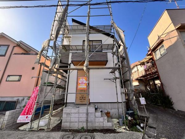 イーリスガーデン北八朔町　新築一戸建て