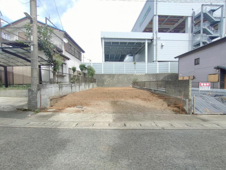 石田（愛甲石田駅） 2680万円