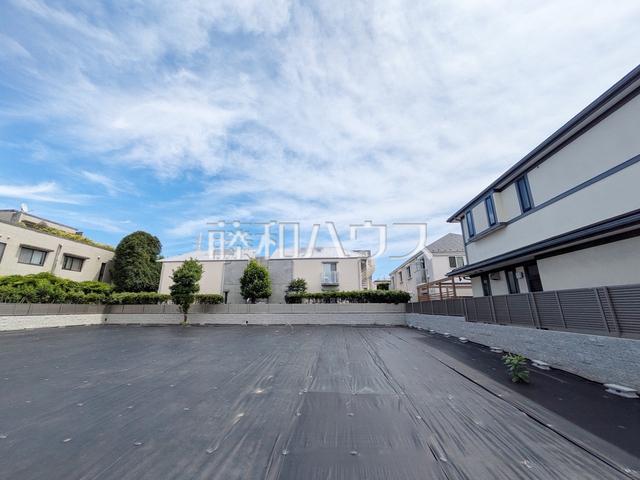 世田谷区成城5丁目　全2区画　建築条件付き売地