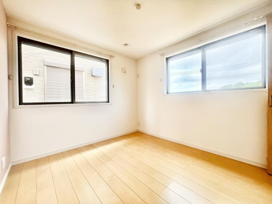 2面採光で明るさ＆風通し良好！