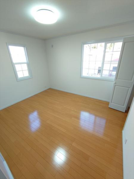 全室2面採光の造りとなっております。