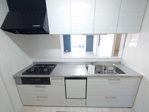 対面式キッチンを採用（新規キッチン交換））