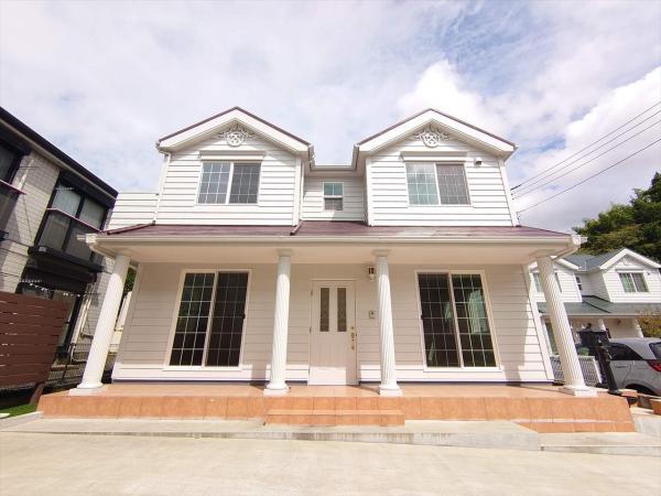 現在空家となっておりますので気兼ねなく室内もご見学頂けます。