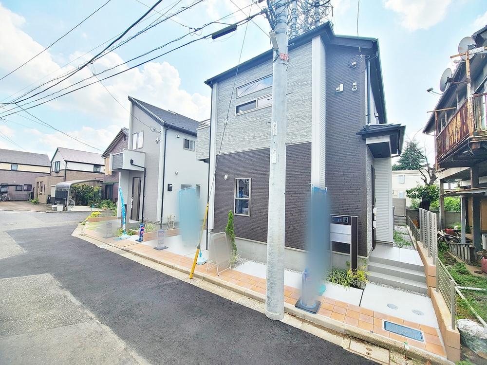 飯田の分譲住宅　ブルーミングガーデン　三鷹市井口４丁目