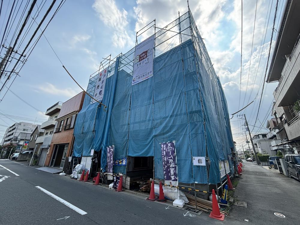 川崎市幸区塚越４丁目 新築戸建3棟