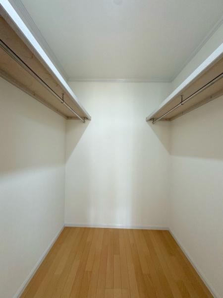 大きいものを収納したりと生活スタイルにあわせて使えますね。