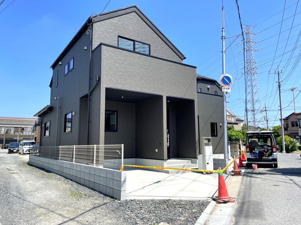 大字里（新井宿駅） 3399万円・3499万円