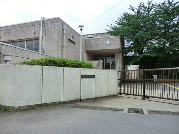 成田市立成田小学校まで2330m 成田市立成田小学校
