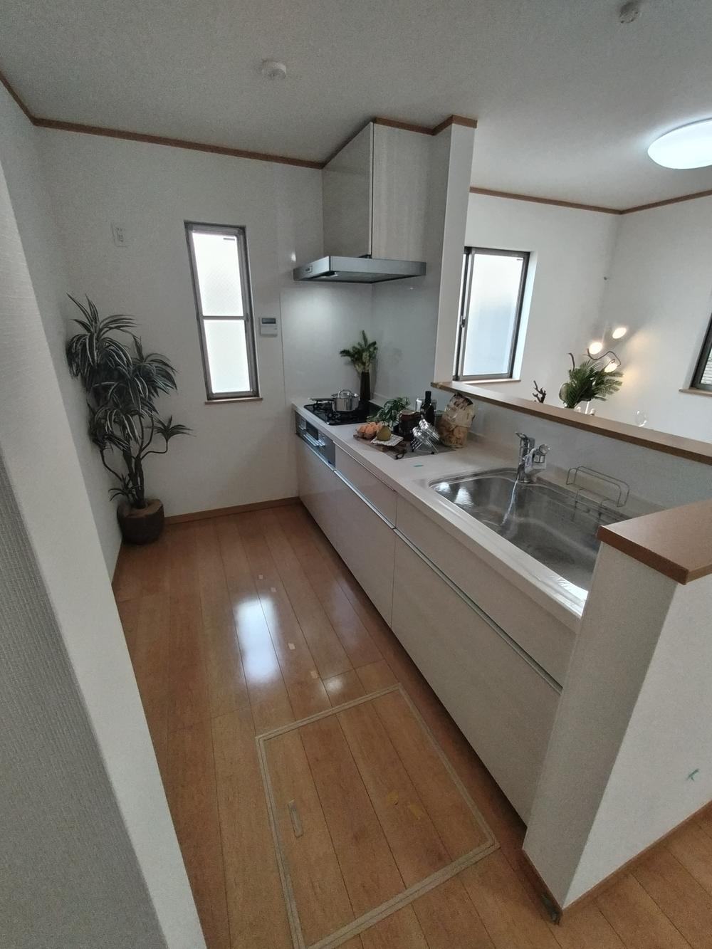 【中古】 ズバリ宅建 理解して覚えて応用力がつく 平成６年版　１/住宅新報出版/松田弘 書籍検索 - 住宅新報出版