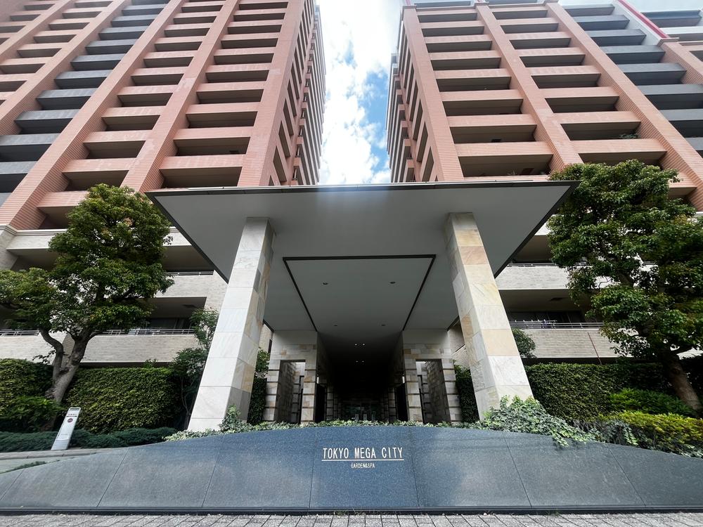 とうきょうシティ メガシティタワーズ ザ・イースト／日本の超高層ビル