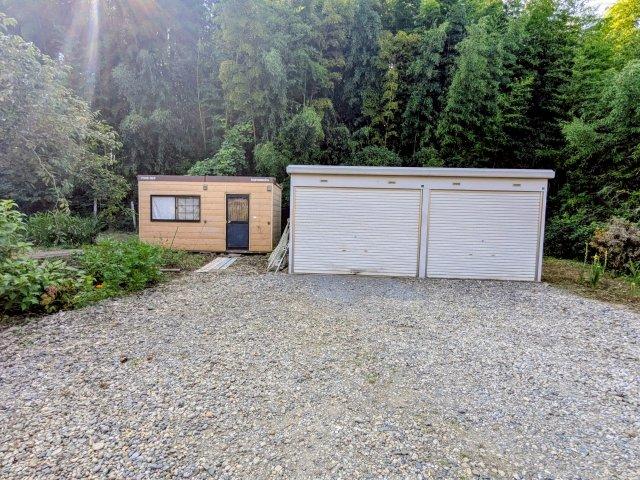 ガレージ、物置