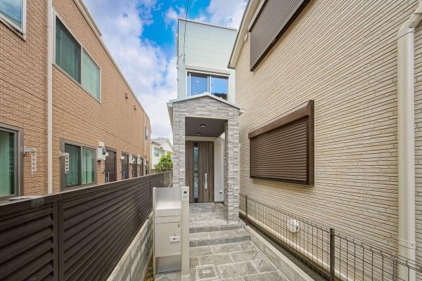 目黒本町５（西小山駅） 1億2800万円