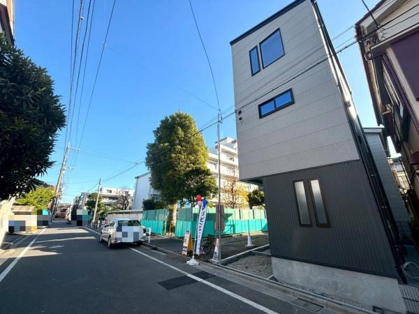 グレイスウッド梅屋敷　新築一戸建て