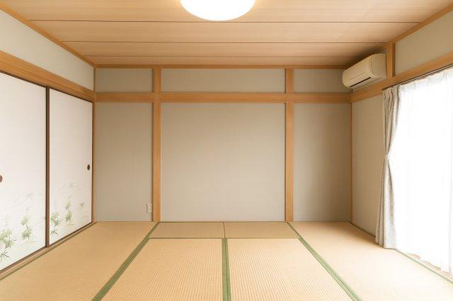 この画像はCGで加工して荷物を消しております。