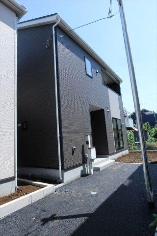 西新宿３（蓮田駅） 2670万円