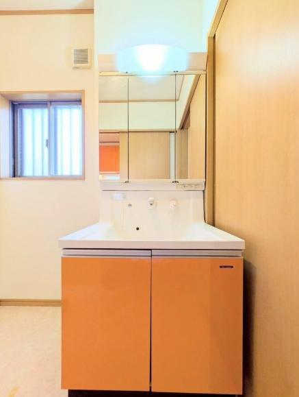 ハウスクリーニング済み令和7年4月 上下水都市ガス ４LDK  駐車2台（車種制限あり）告知事項あり