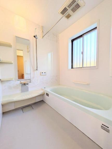 ハウスクリーニング済み令和7年4月 上下水都市ガス ４LDK  駐車2台（車種制限あり）告知事項あり