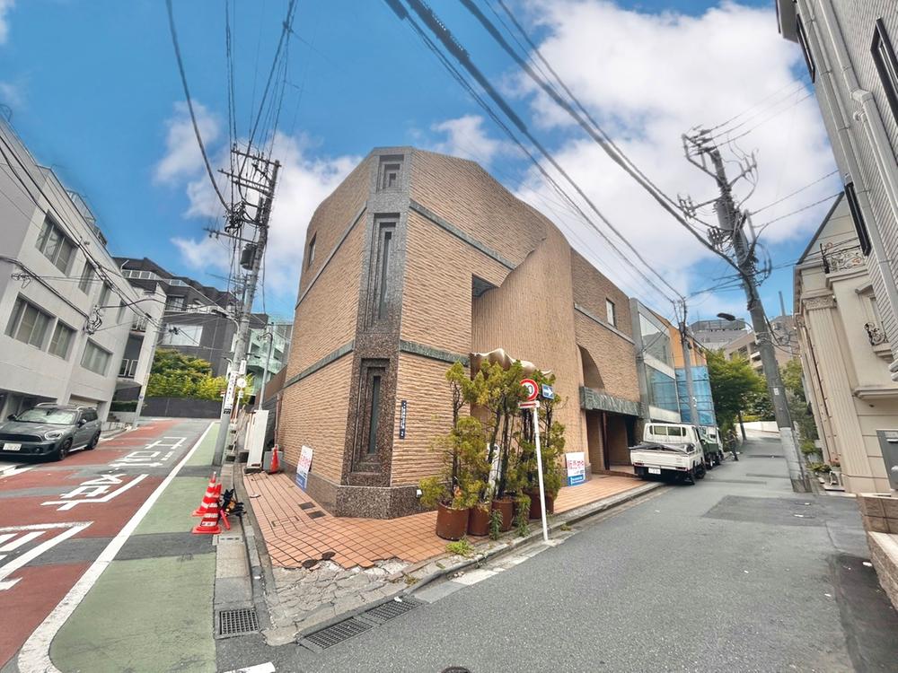 港区元麻布3丁目　戸建て住宅