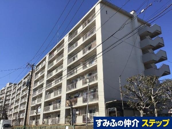 しらとり台住宅１号棟