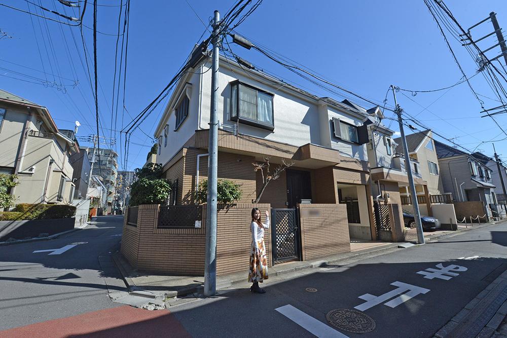 渋谷区初台の大型２世帯住宅