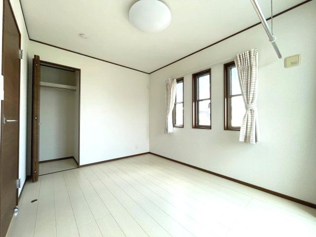 detached 栃木県小山市大字粟宮