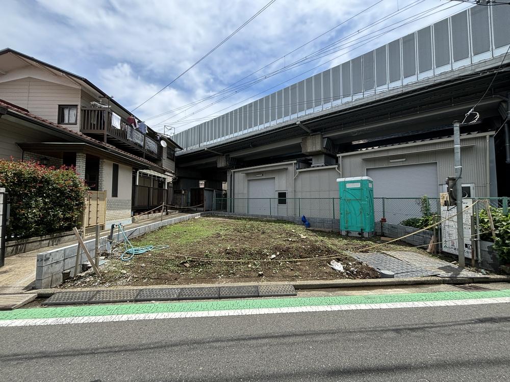 川崎市中原区苅宿　新築戸建1棟