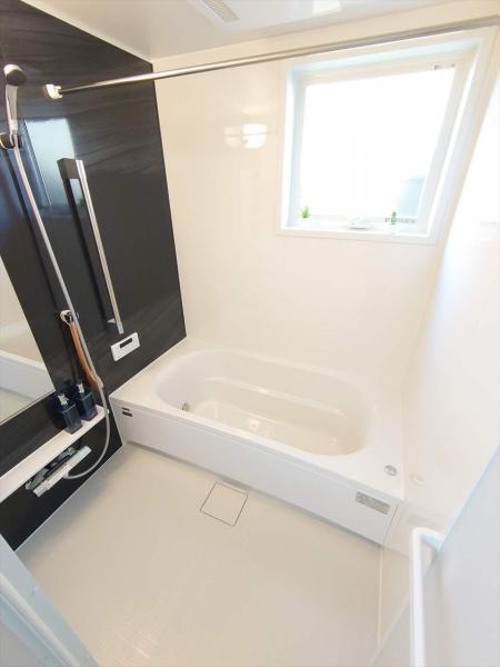 浴室換気乾燥暖房機付きユニットバス