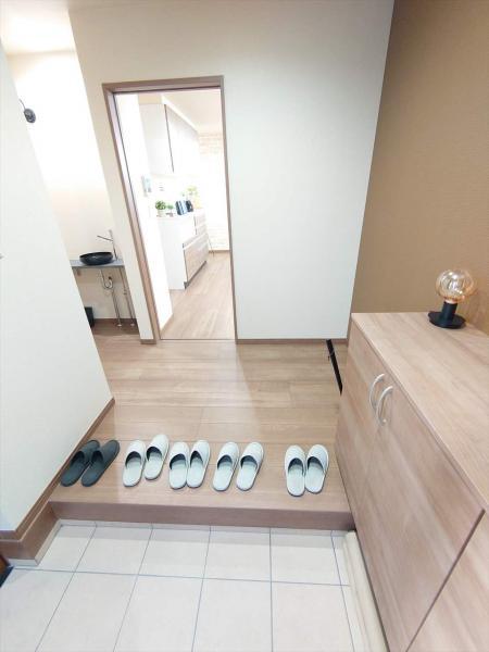 広々とした玄関