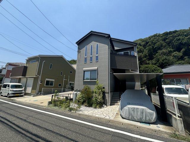 *＊多様なライフスタイルに対応 × 築浅注文住宅＊*逗子市沼間４丁目