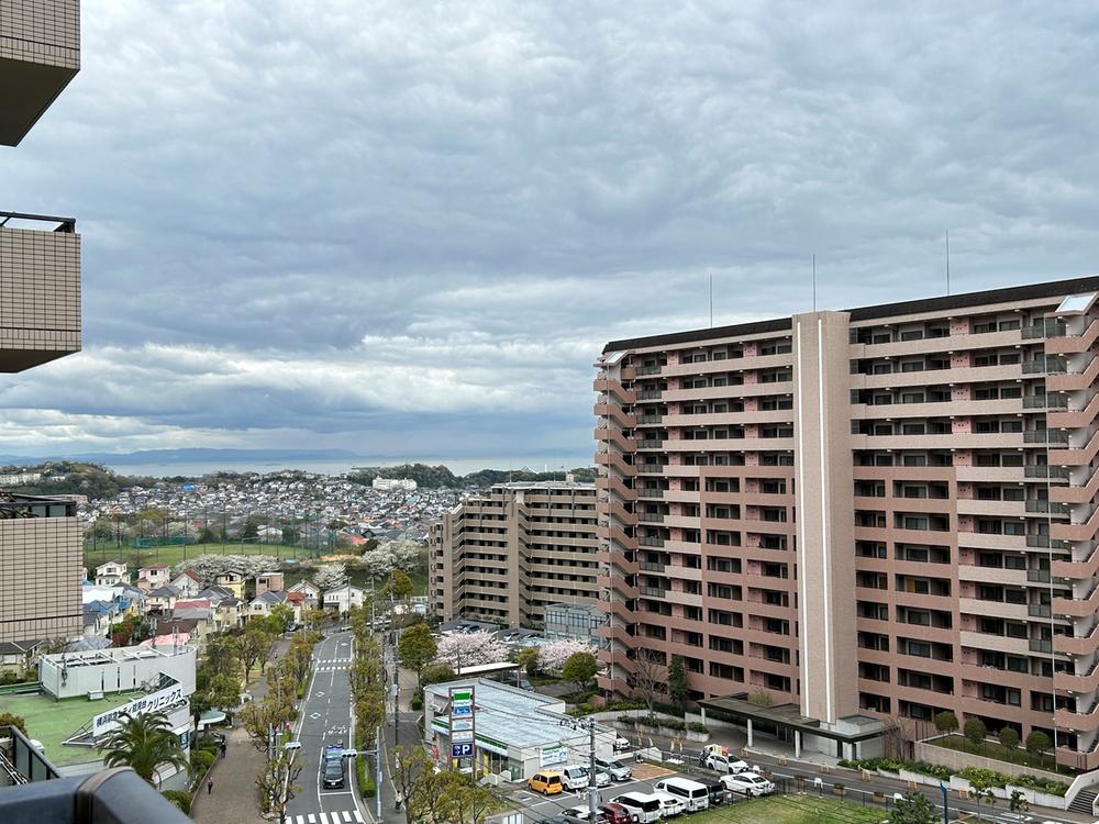 シティ能見台いこいの街B棟～東京湾を望む新規フルリフォーム住戸・家具付き販売～