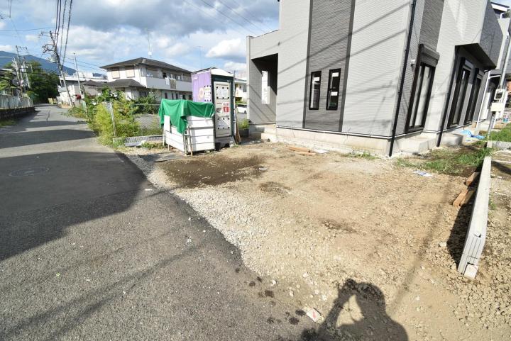 ブルーミングガーデン 秦野市柳町2丁目2棟