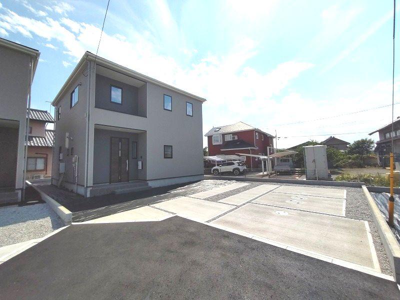 新保田中町（井野駅） 2459万円