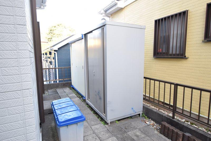 大型の物置2台あり