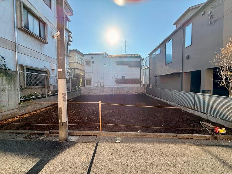 豊島区千早４丁目 新築一戸建て／全２棟