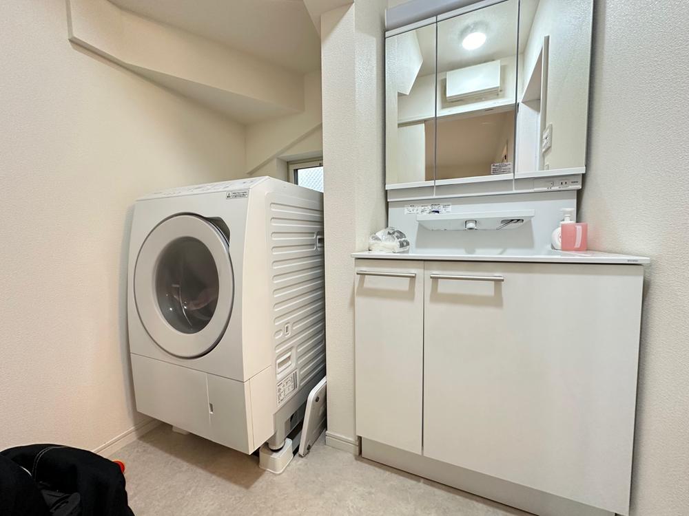 townhouse 東京都足立区六木２