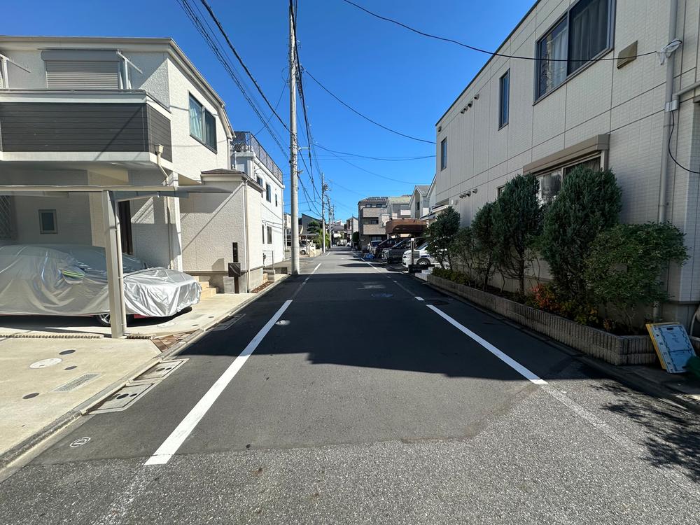 townhouse 東京都足立区六木２