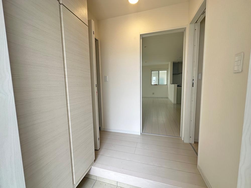 townhouse 東京都足立区六木２