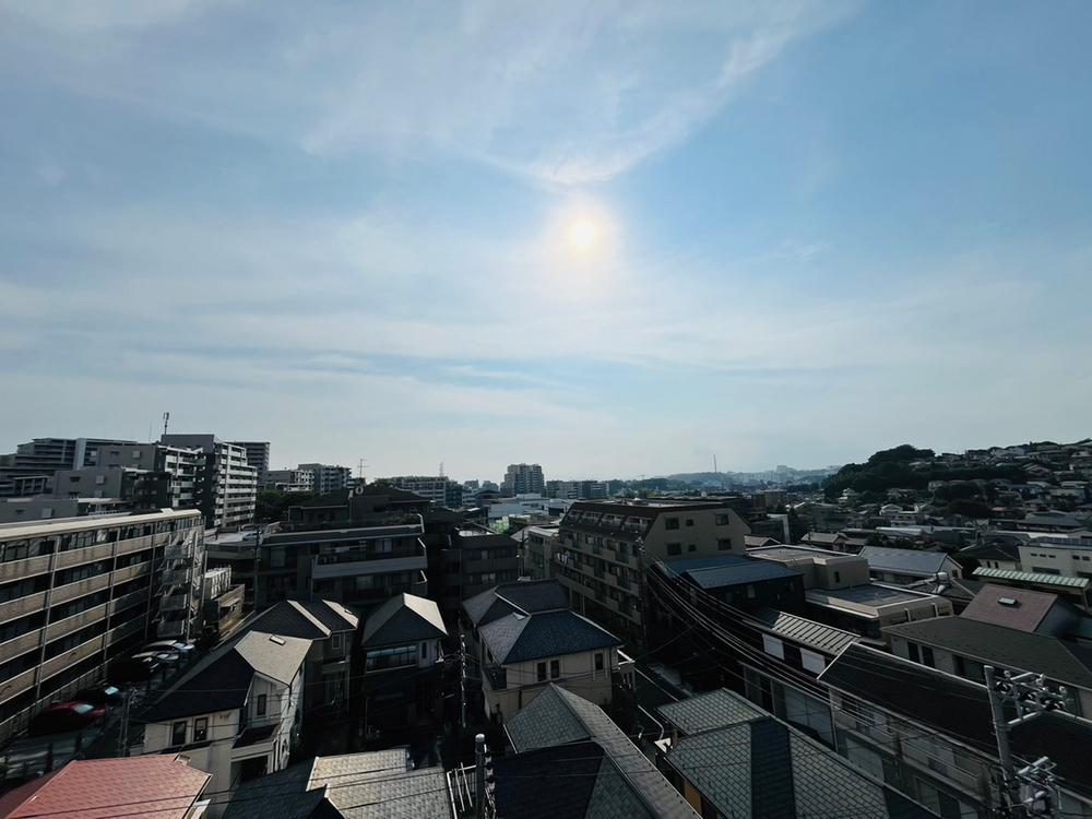 市内随一の眺望!! 富士山遠望できるジークレフ藤沢　明るい三方角部屋のお部屋です!