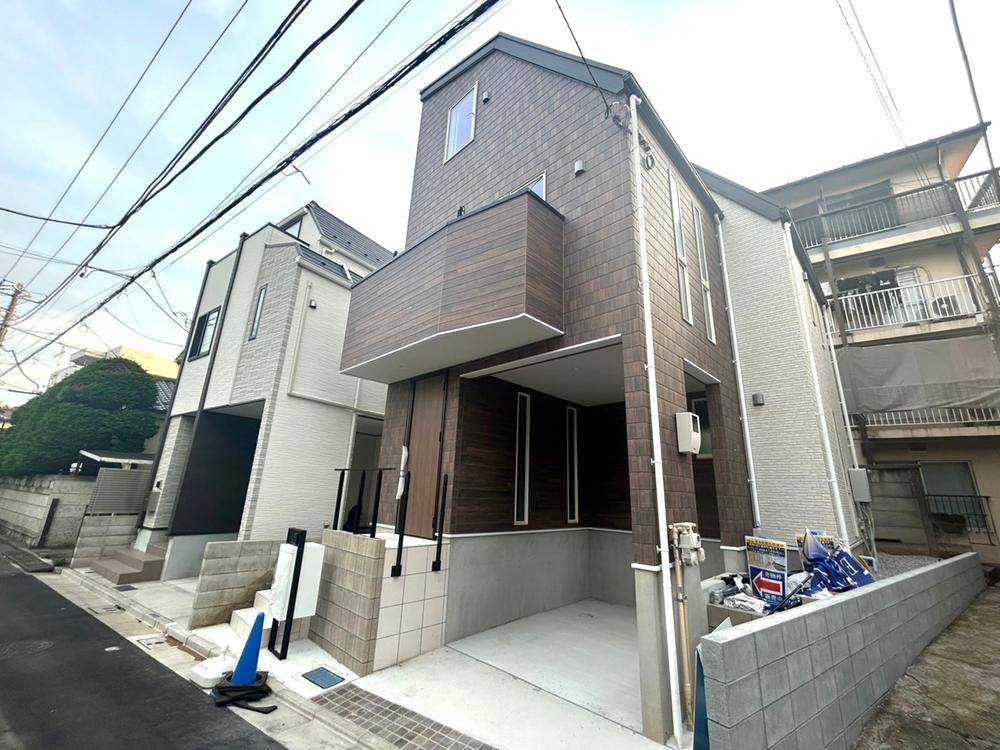 板橋区大谷口上町・新築一戸建て